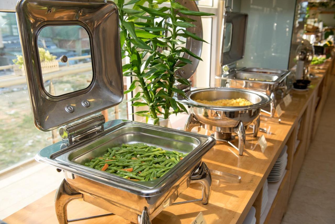 Nhat Minh Hotel And Apartment Дананг Екстериор снимка